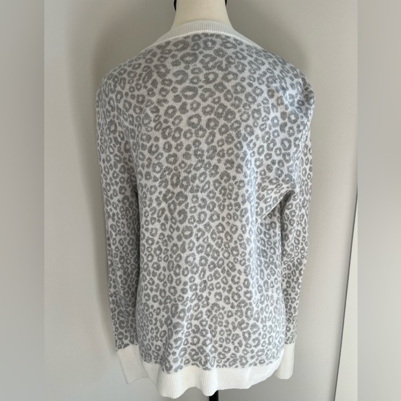 A New Day Grey Leopard Print Sweater. Size M. Worn once - excellent condition! - Picture 5 of 8